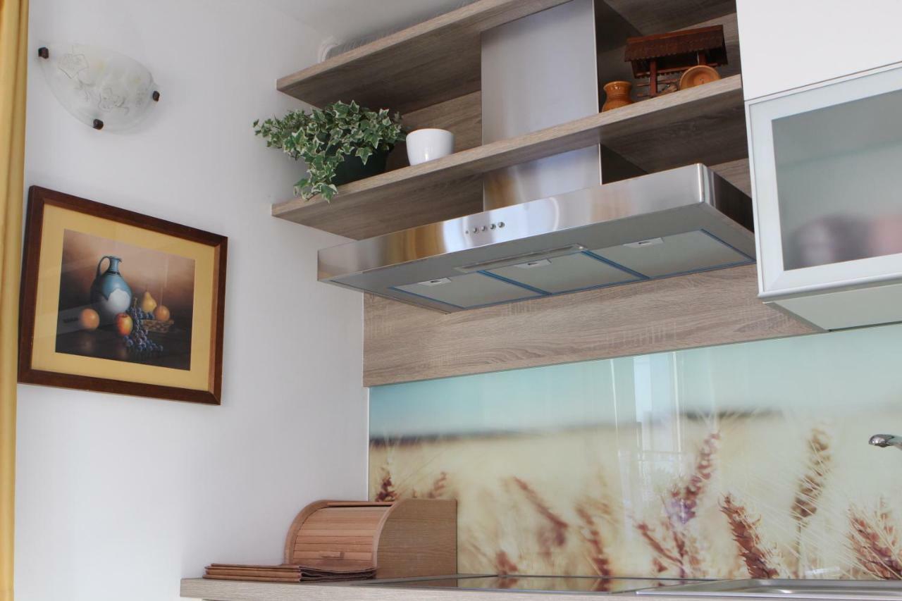 Apartma Lipa Мойстрана Экстерьер фото